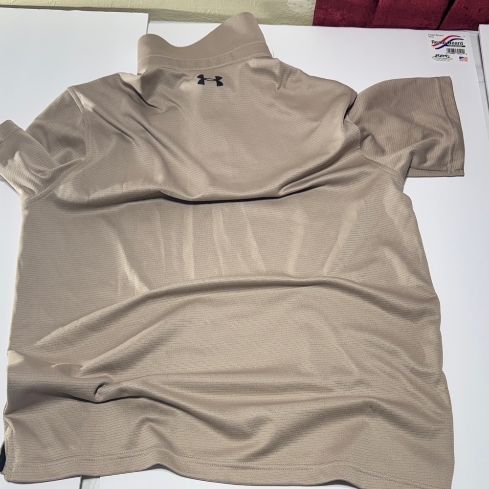 Under Armour Men's Beige Polo Shirt - Picture 4 of 5